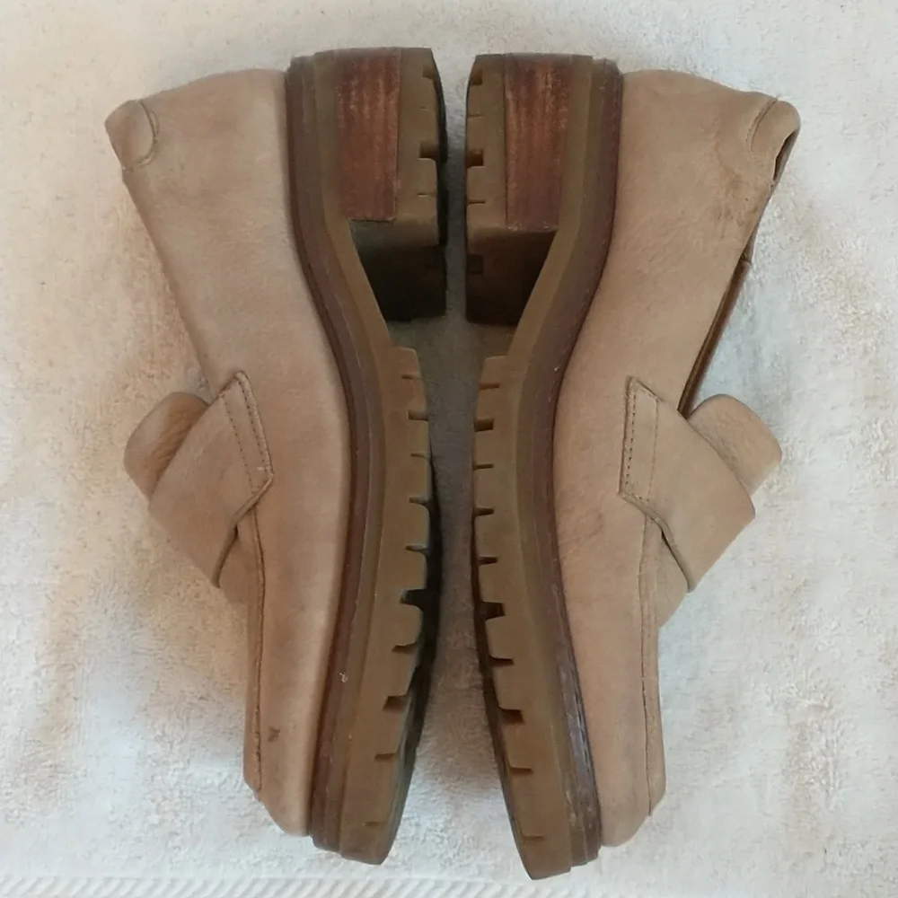 Gentle Souls By Kenneth Cole, Beige Leather My Lug Soul Loafer, Women's Size 8.5